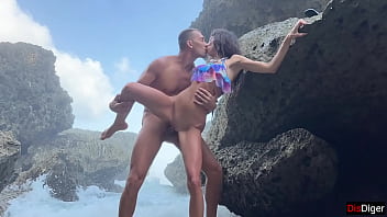 I met a beautiful mermaid on an island and gave her legs so that