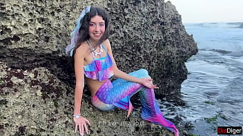 I met a beautiful mermaid on an island and gave her legs so that