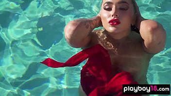 Glamorous all natural naked beauty drops off her bright red swimsuit