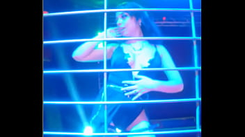 Puta baila en convencion