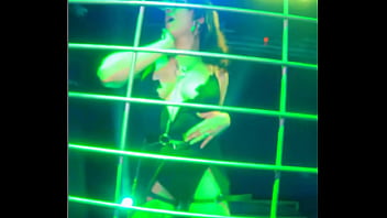 Puta baila en convencion