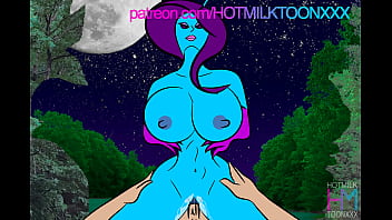 Watch a sexy alien and her close encounter