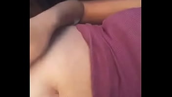 Introduzindo Meu Dedo No Umbigo thumbnail