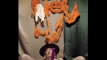 2025 10 31 esclave f pour halloween