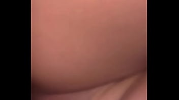 Un rapidin con mi amiga en la casa de su mama