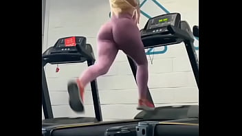 Estava com tesão na academia Estava com tesão na academia