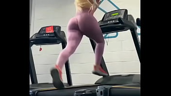 Estava com tesão na academia Estava com tesão na academia