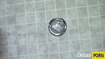 Kinky lesbian babes pleasing pussies