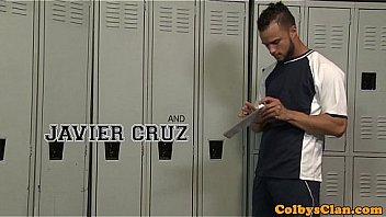 Muscular Mature Assfucking Ripped Jock thumbnail