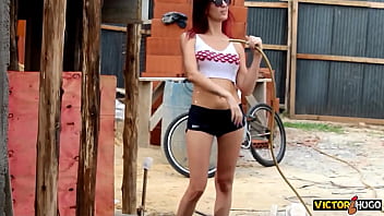 Pedreiro De Sorte Fodendo Mulher Ruiva Na Obra thumbnail