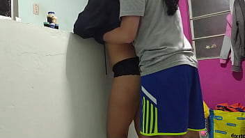 Por Tan Solo 5 Dolares Puedes Follarte A Luna La Puta De Bogota thumbnail