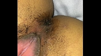 Esperando que vengas a cogerme