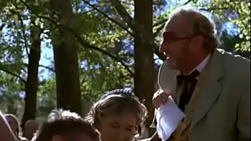 Fudendo até gozar na cueca