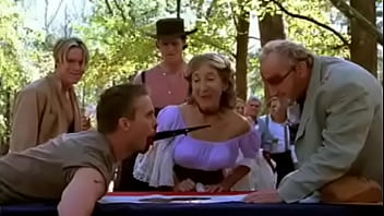 Fudendo até gozar na cueca