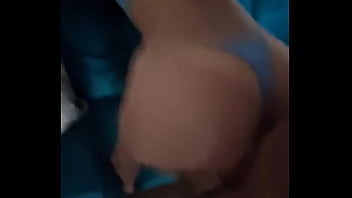 A mi hermanastra le gusta bien duro