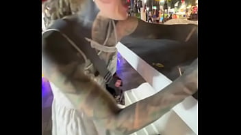 Nothing to see here not a crazy cat lady feeding stray cats in thailand d