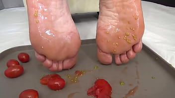 I trample tomatoes with my feet