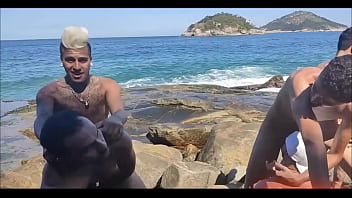 Brazil Cruising Sluts thumbnail