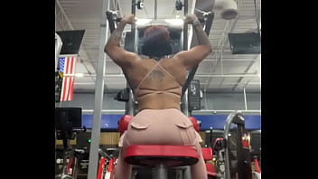 Sexy back muscled muscle mommy