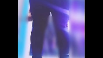 Entreno mi culo para una buena penetracion