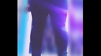 Entreno mi culo para una buena penetracion