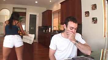 Georgia Peach And Goldie Coxx Get Laid In The Conference Room thumbnail