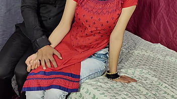 Bhabhi ko behla fusla k chod dala