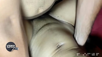 Acabei comendo a magrinha da minha chefe completo no red