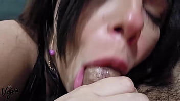 Blowjob while my bestie watches