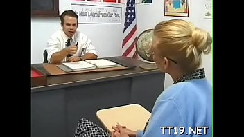 Slutty vivianna enjoys sex activities