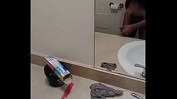 Dick sucked up by white girl