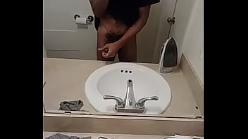 Dick sucked up by white girl