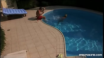 Victoria swinger your inflatable raft companion