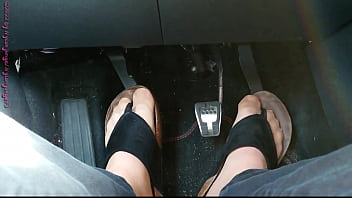 Nylon feet and toe separators in the car