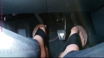 Nylon feet and toe separators in the car