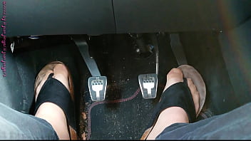 Nylon feet and toe separators in the car