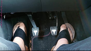 Nylon feet and toe separators in the car