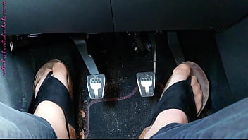 Nylon feet and toe separators in the car