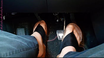 Nylon feet and toe separators in the car