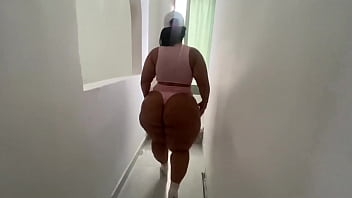 Culona riquísima latina