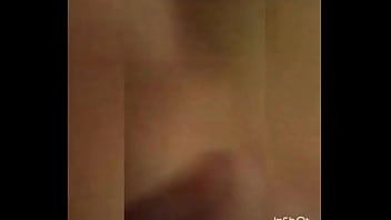 Eu comendo a loirinha