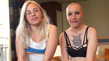 Meet selvaggia and ivy