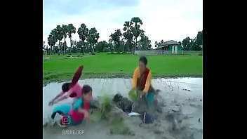 Asiático com gás hélio 24 10 2024