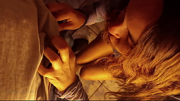 Boquete gostoso com com chuva dourada e gozada na cara