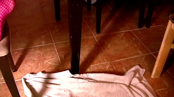 Blonde bombshell's pink lingerie masturbation and squirting show