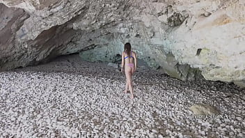 Mona blue on the beach