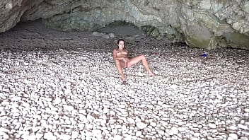 Mona blue on the beach