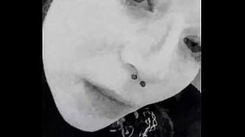 Me sacó la ropita en el paño público del supermercado