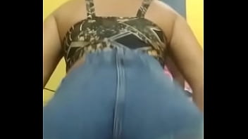 Safadinha dançando funk