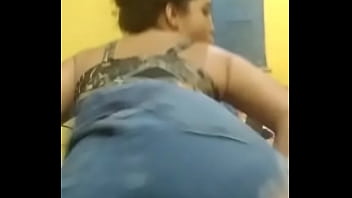 Safadinha dançando funk